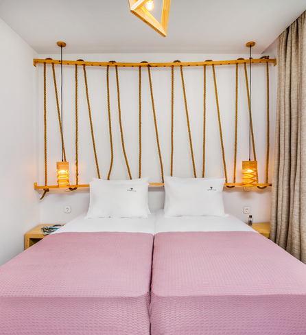 Dionisos Luxury Villas