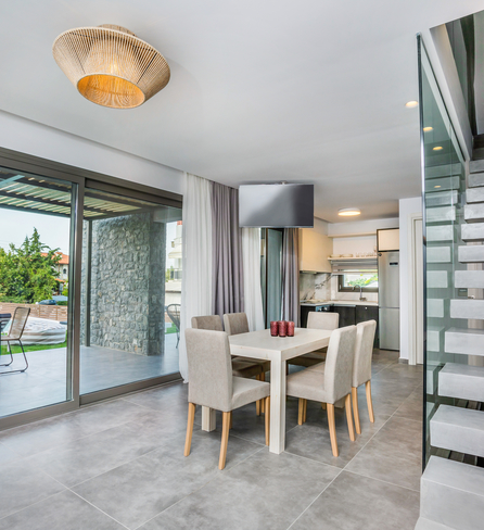 Dionisos Luxury Villas