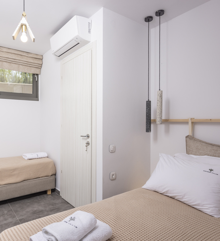 Dionisos Luxury Villas