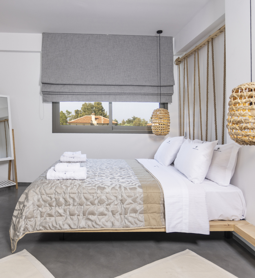 Dionisos Luxury Villas