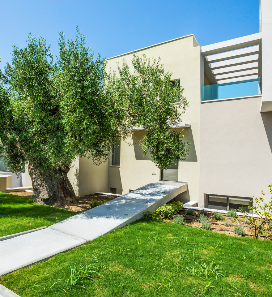 Dionisos Luxury Villas