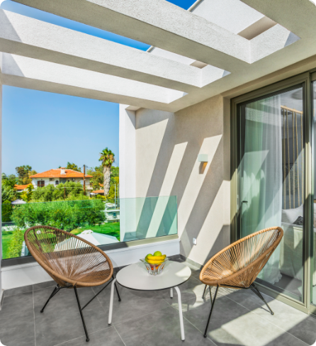 Η υπέροχη θέα από τα μπαλκόνια των Dionisos Villas στο Πευκοχώρι Χαλκιδικής